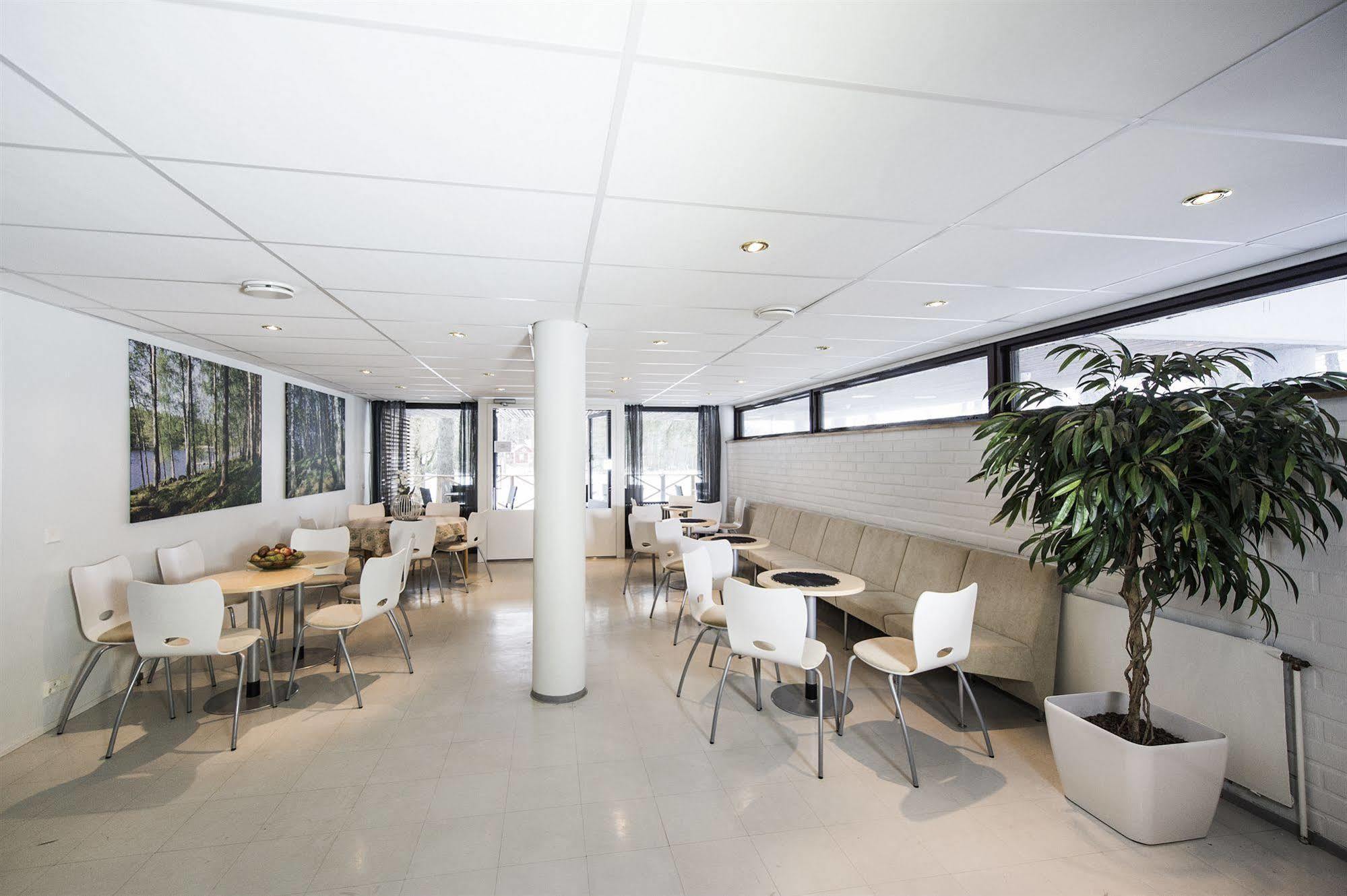 Petäys Resort Tyrväntö Exterior foto